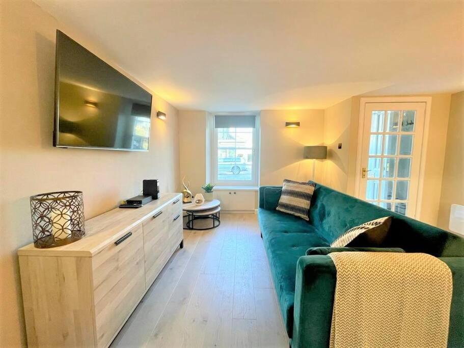 Ferienwohnung Stylish, Central And Cosy 1Bd Nr Canongate Edinburgh Exterior foto